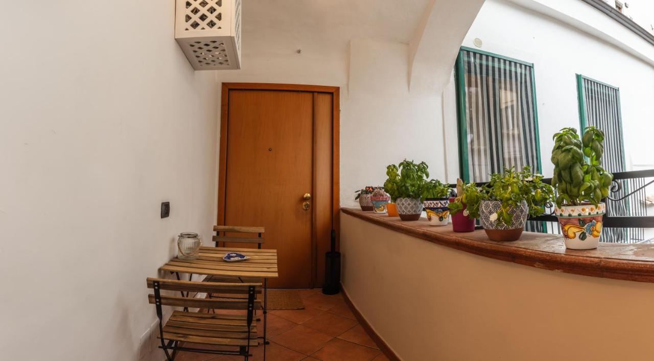 Apartamento Hippocratica Salerno Exterior foto